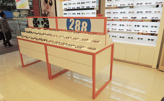 E視眼鏡展柜 E視眼鏡展柜